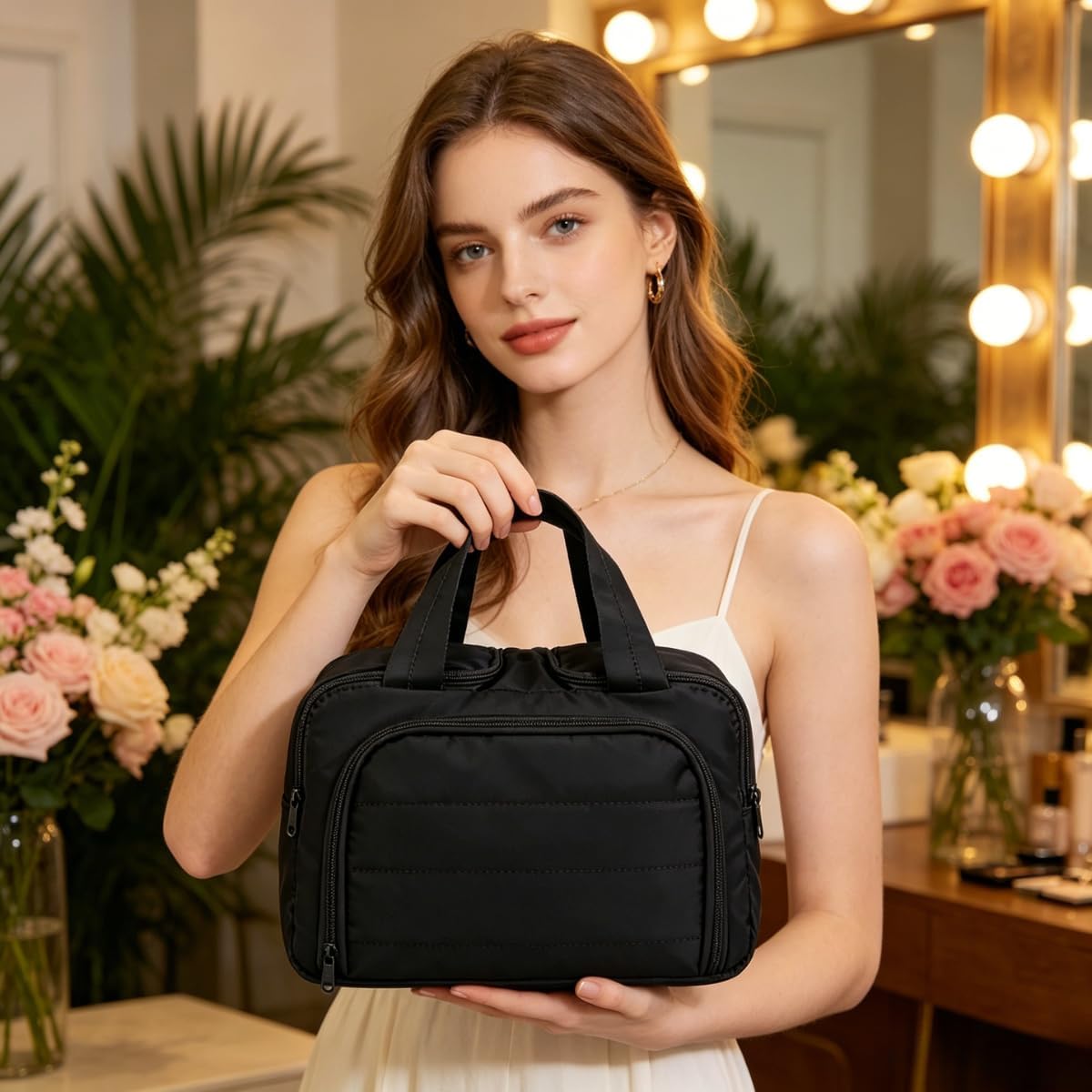 Amazon.com: 1Pcs Large Capacity Travel Toiletry Bag, Multicompartment Portable Handheld Makeup Organizer, Lightweight Skincare Storage Pouch - Black : Beauty & Personal Care